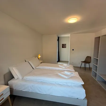 Schloss - & 4* Locarno