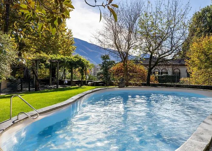 Aparthotel Schloss - &