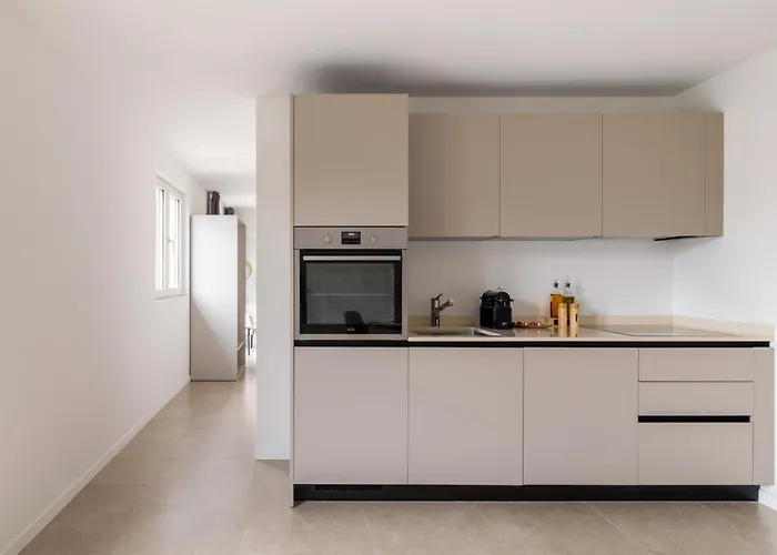 Apartmanhotel Schloss - & Locarno