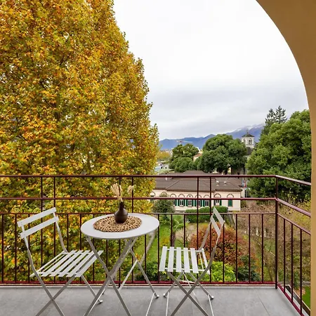 Schloss - & アパートホテル