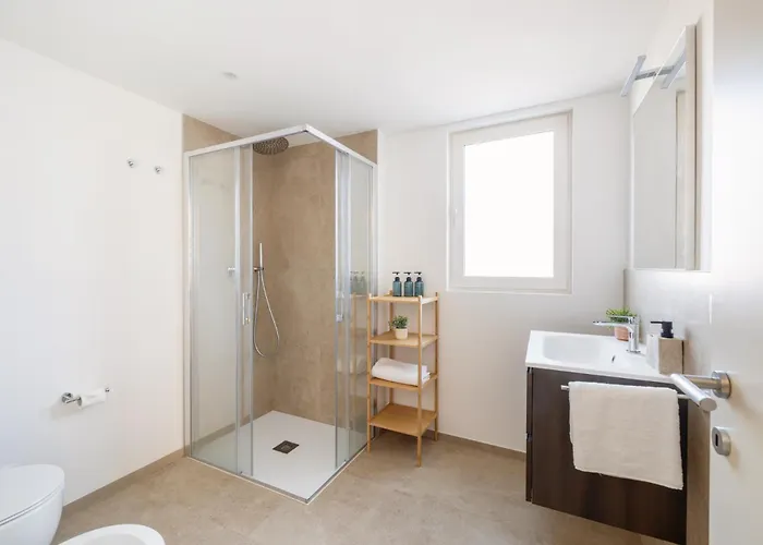 Schloss - & 4* ロカルノ