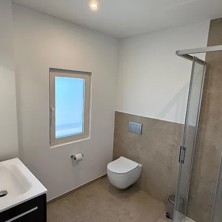 Schloss - & מלון דירות 4*