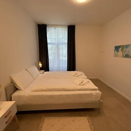 מלון דירות Schloss - & 4*